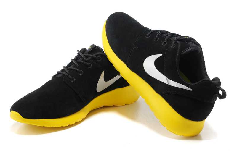 Nike Roshe Run 2012 De La Chine Moins Cher 2013 Nike Roshe Run Noir